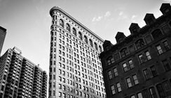 破解版软件的短信轰在线网页版入口